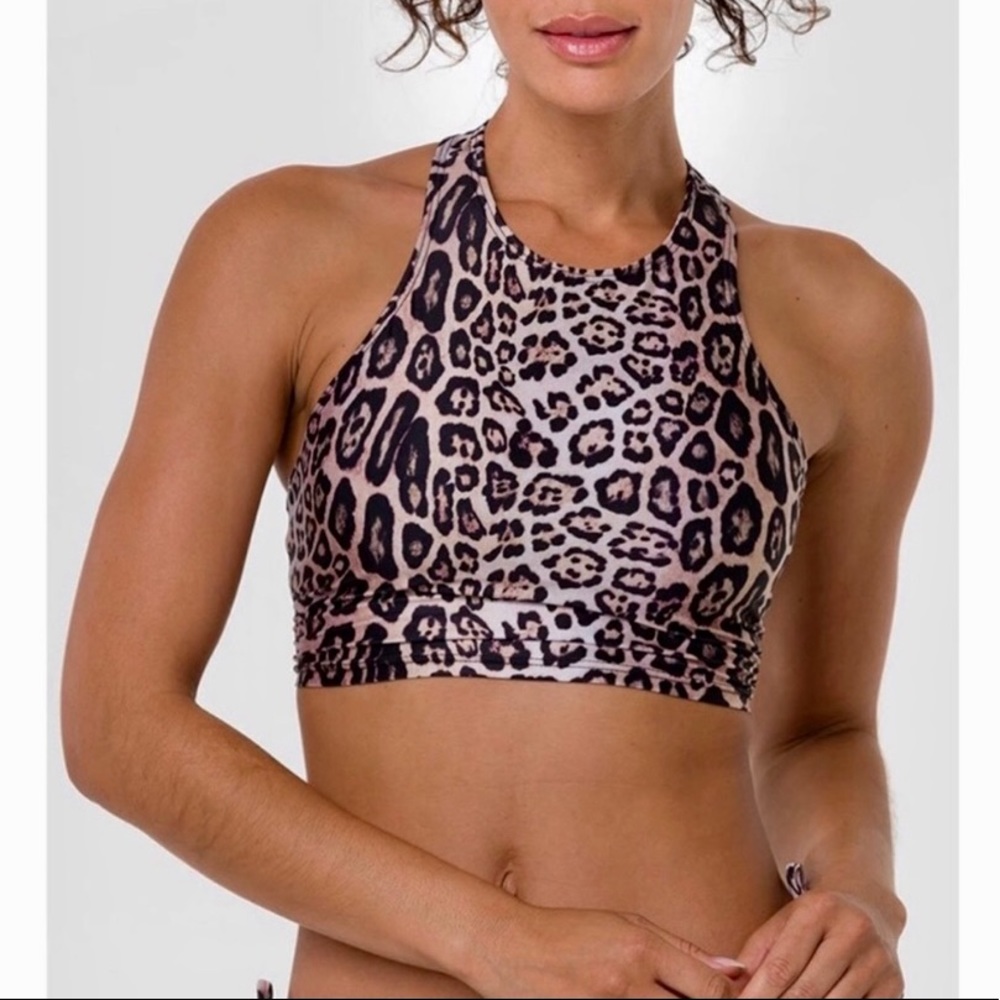 Onzie Cheetah Top/Bra